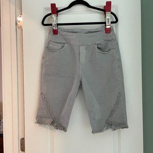 Ethyl Modern Edge Pull On Short - Gradual Size 8